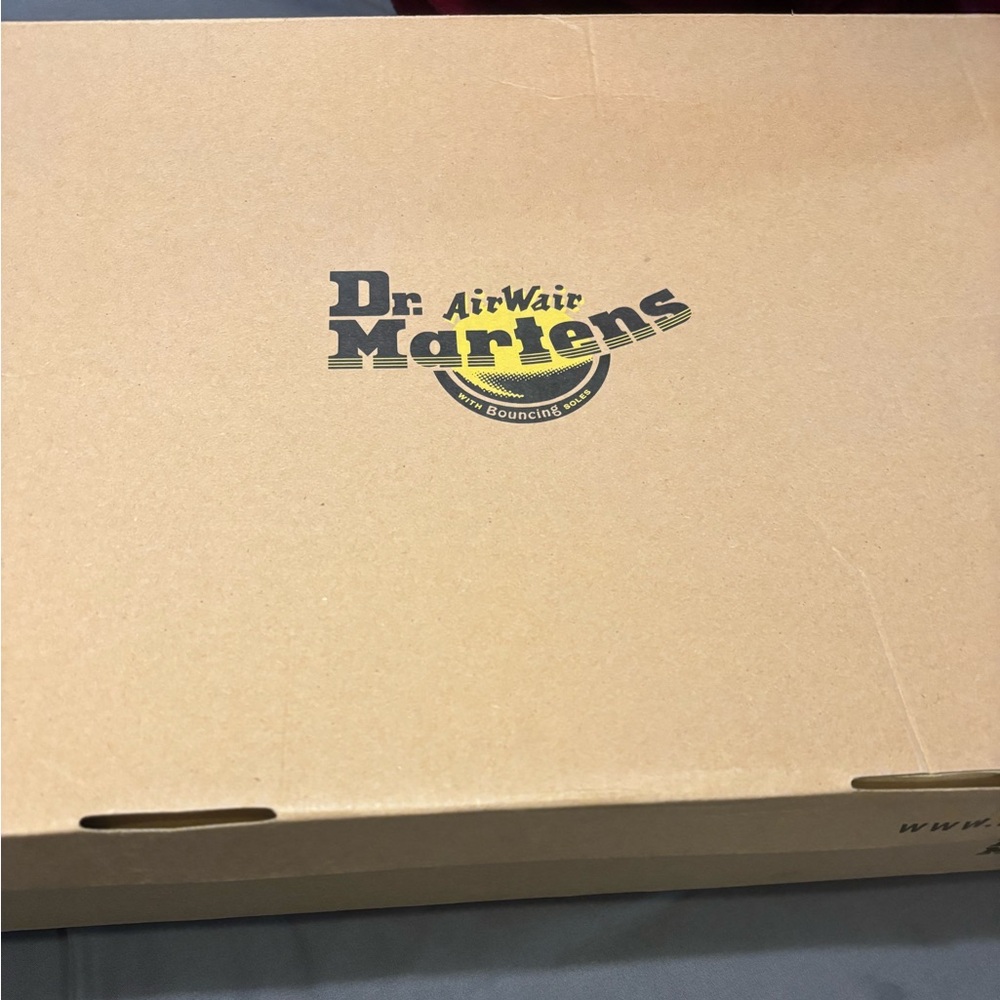 Doc Martens Becca dark brown boots - Picture 2 of 8